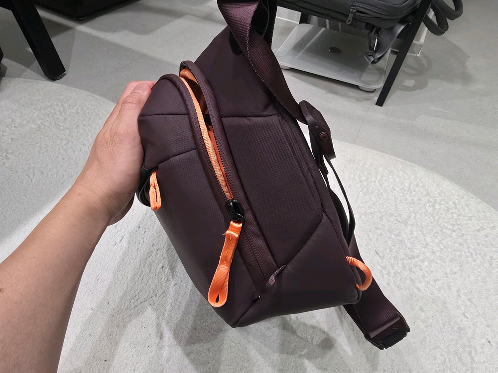 픽디자인 에브리데이 V2 슬링백 6L 이클립스 이미지