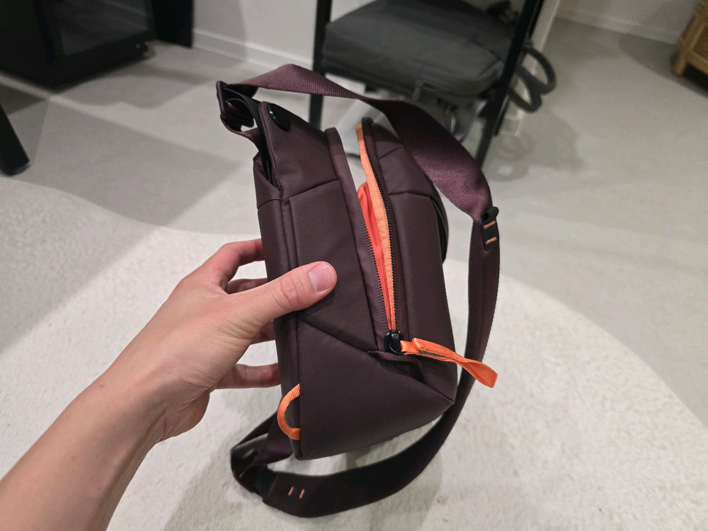 픽디자인 에브리데이 V2 슬링백 6L 이클립스 이미지