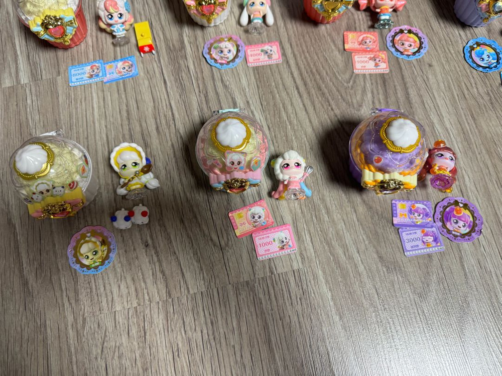 새콤달콤 캐치티니핑 컵케이크 피규어 개당 이미지