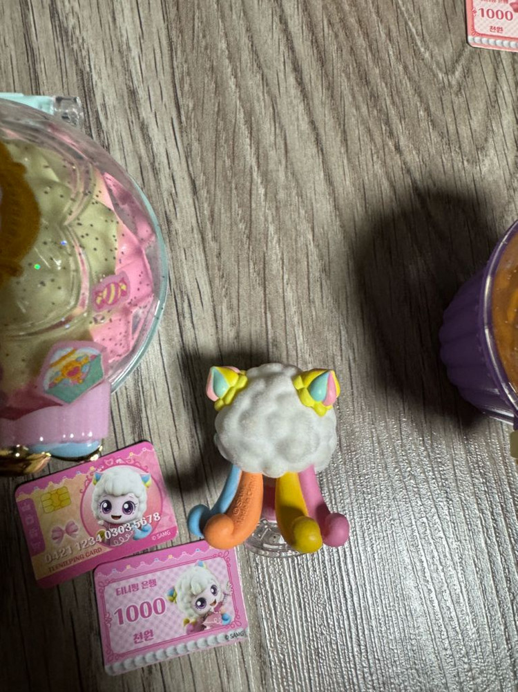 새콤달콤 캐치티니핑 컵케이크 피규어 개당 이미지