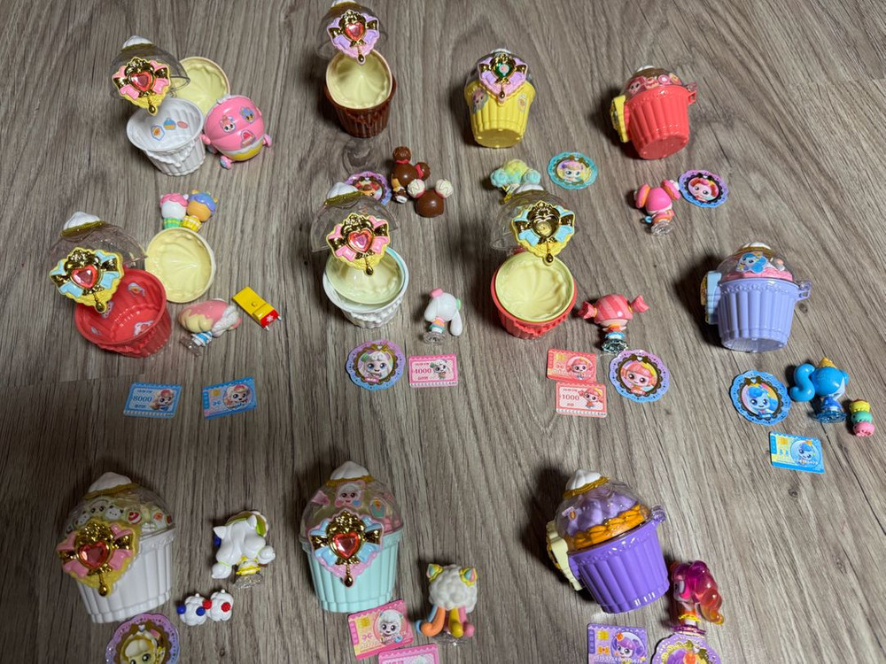 새콤달콤 캐치티니핑 컵케이크 피규어 개당 이미지