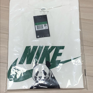 나이키 팬더 프린팅 반팔 티셔츠 화이트 XL 새상품 이미지
