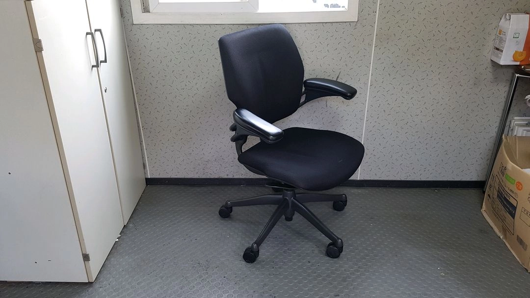 명품의자 humanscale(휴먼스케일)의Freedomtask의자 이미지