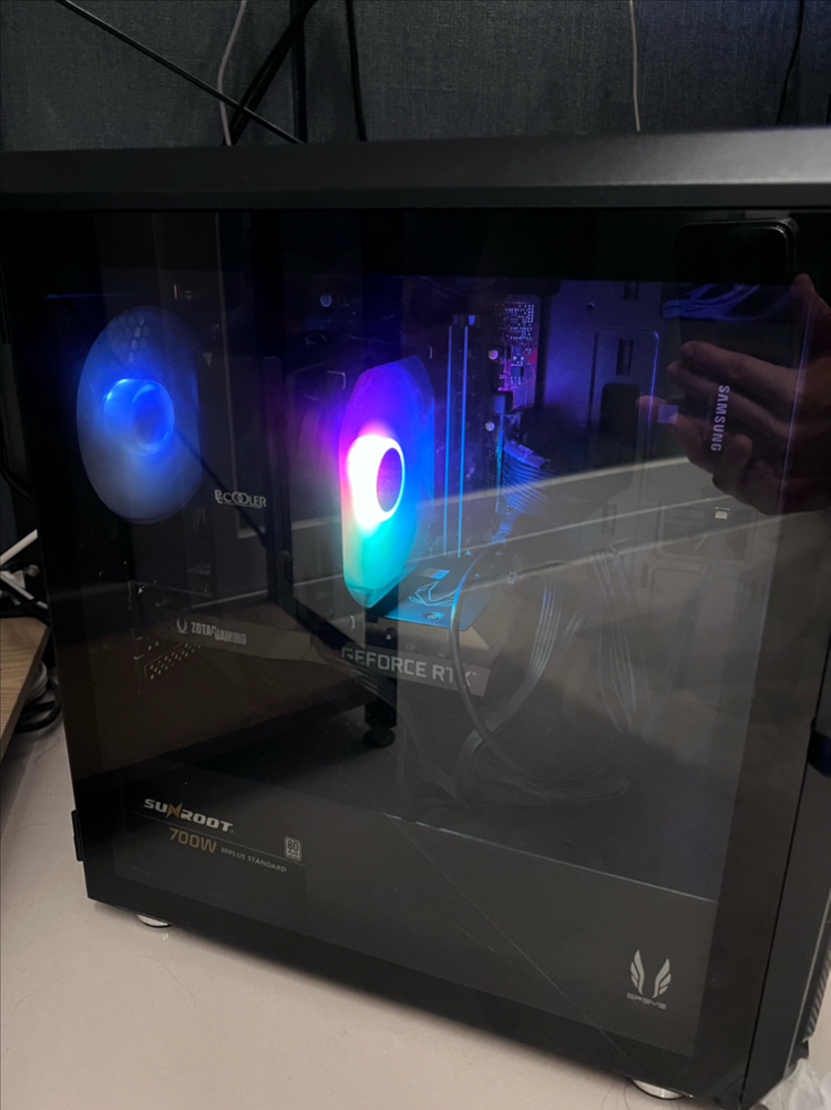 [32G램] 올블랙 게이밍 본체 RTX3050, i5-11400f,DDR4 16GB*2 이미지