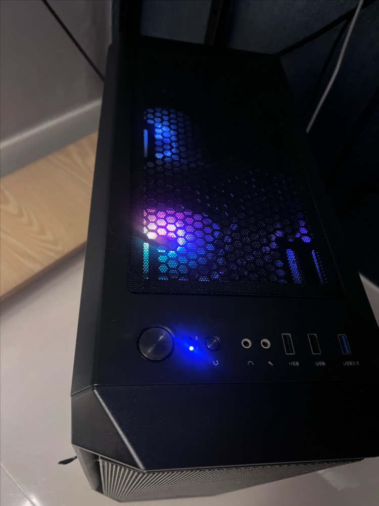 [32G램] 올블랙 게이밍 본체 RTX3050, i5-11400f,DDR4 16GB*2 이미지