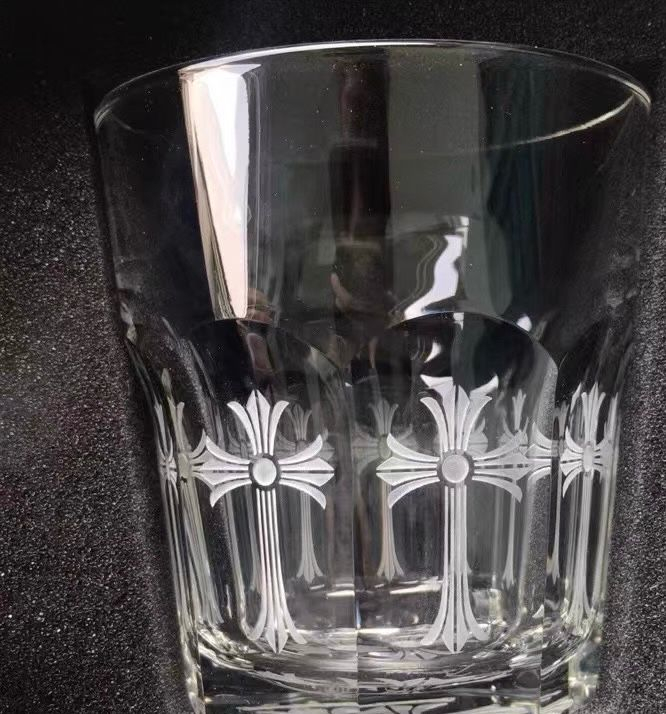 크롬하츠x바카라 크리스탈 유리잔 이미지