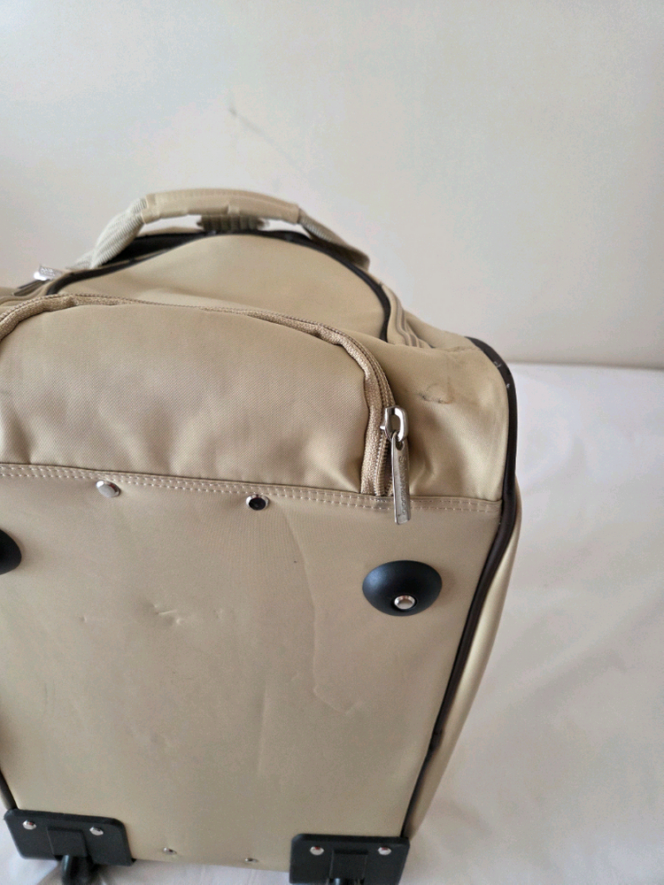 설화수 화장품 사은 증정품 캐리어가방 신품 팝니다 이미지