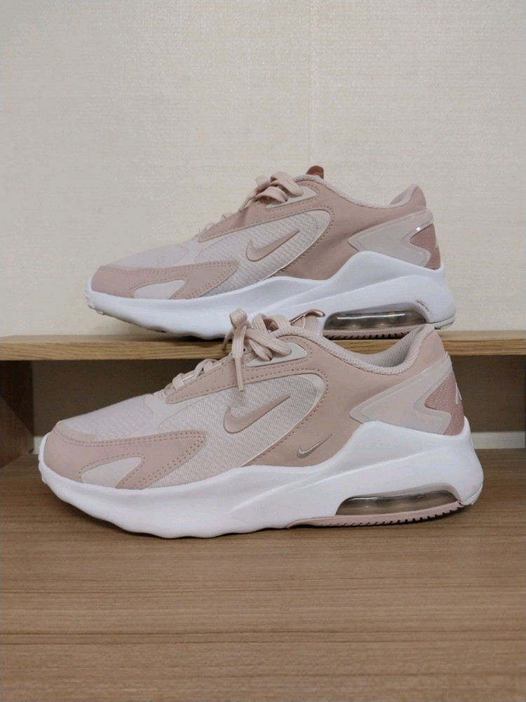 여성 나이키 에어맥스 볼트 운동화 (240) 이미지