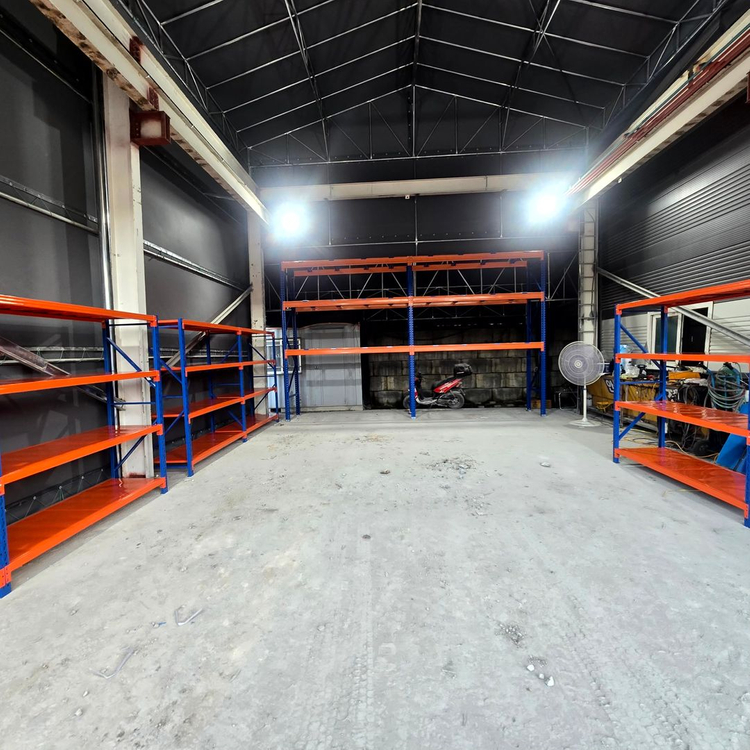 농가 창고 공장용 철제랙 철제선반 중량랙 세계최저가 고릴라랙 중량앵글 이미지