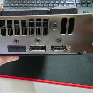 ASUS DUAL RX 9060 8GB 이미지