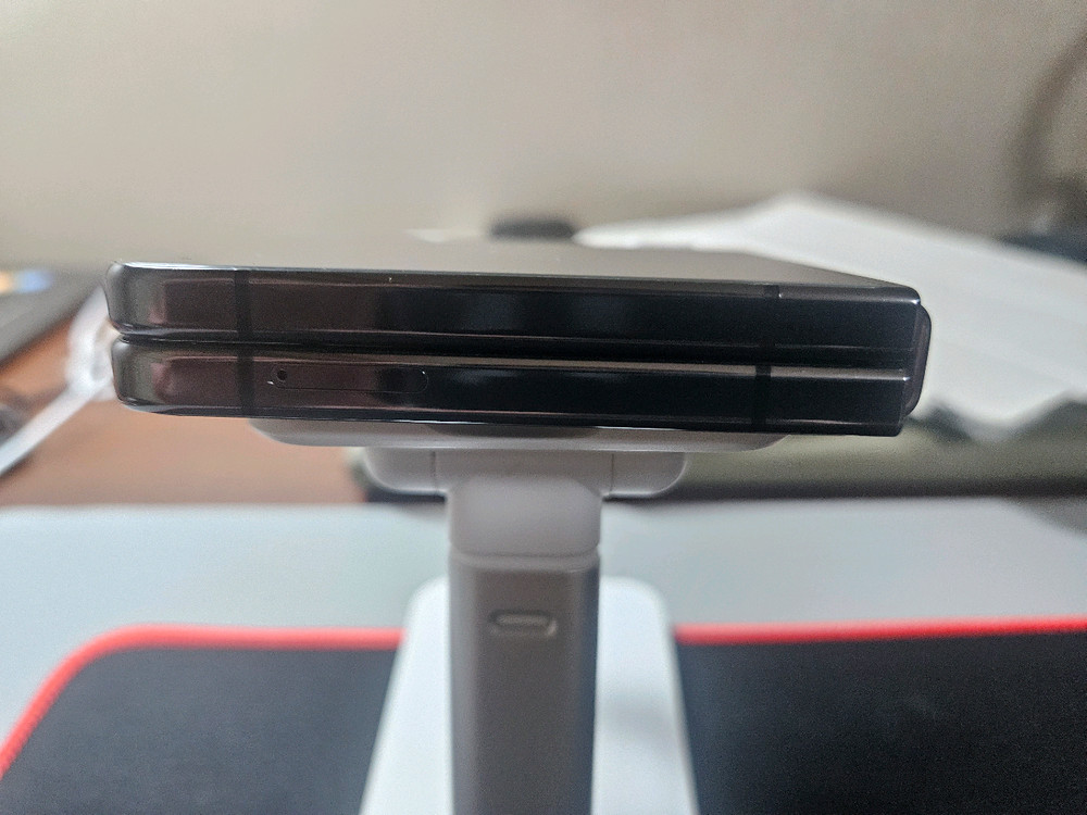 삼성 갤럭시 지플립5(Z Flip5) 자급제 512G 풀박스 이미지