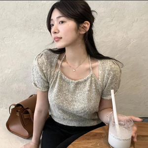 홀터넥 반팔니트 이미지