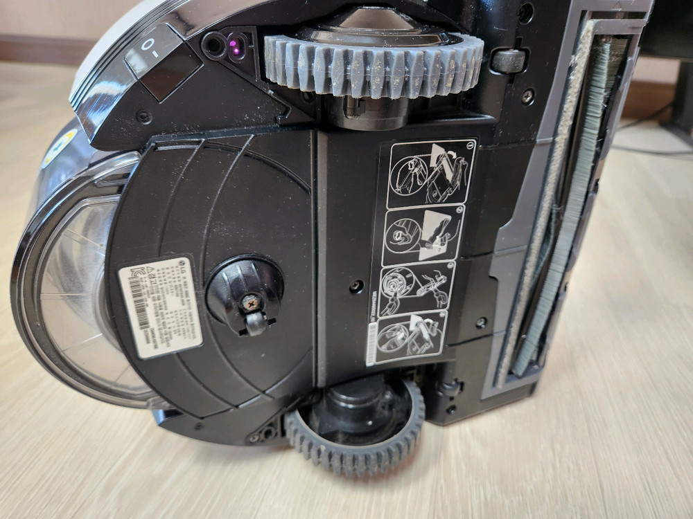 LG 코드제로 R9 로봇청소기 이미지