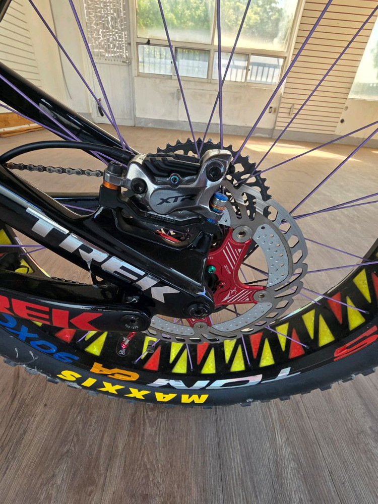 카본 전기 풀샥팻바이크 이미지