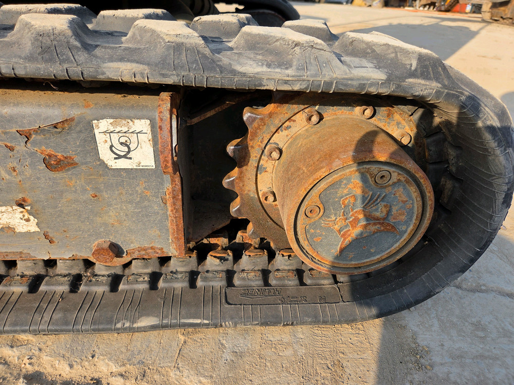 밥캣 바브캣 중고 미니굴삭기 1.8톤급 년식 좋아요 가격 저렴해요 이미지