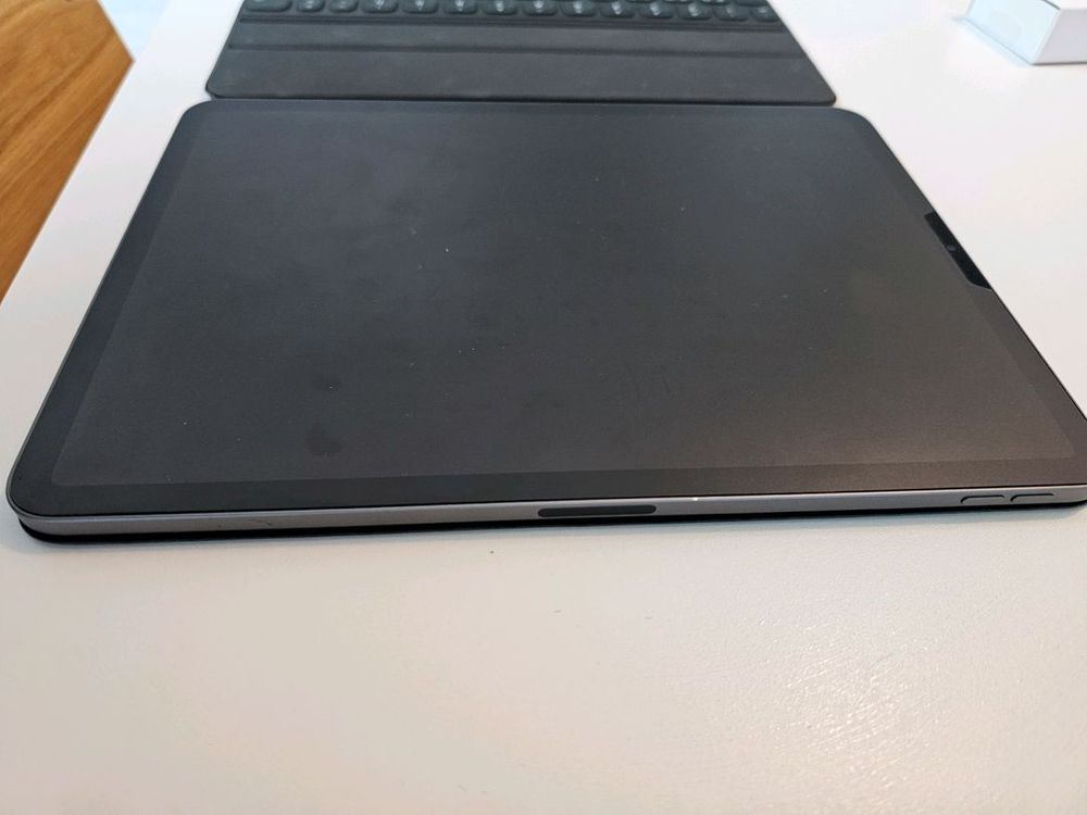 아이패드프로11 2세대(4세대) 이미지