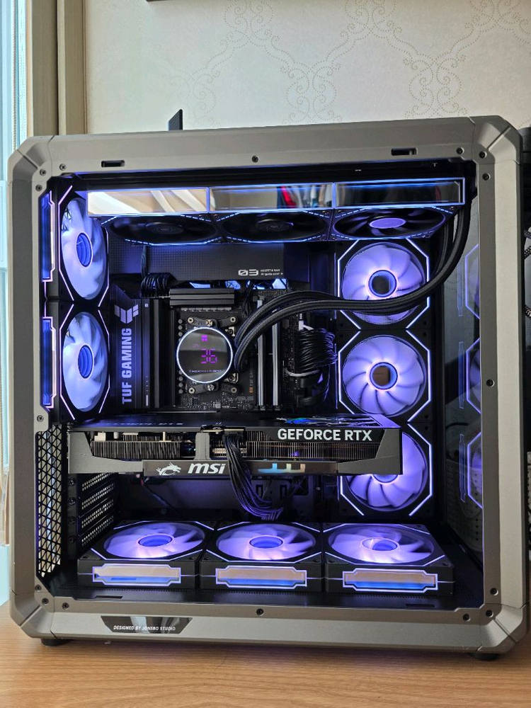 AMD 라이젠 9950x3d, rtx5070ti 등 컴퓨터 본체 판매 이미지