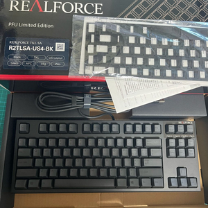 리얼포스 R2 TKL 토프레 키보드 이미지