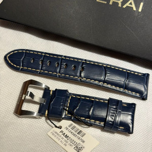 파네라이 24미리 블루 엘리스트랩+버클 미사용품 판매합니다. 이미지