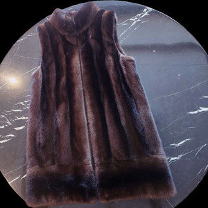 진도 밍크베스트 휘메일 풀스킨 이미지