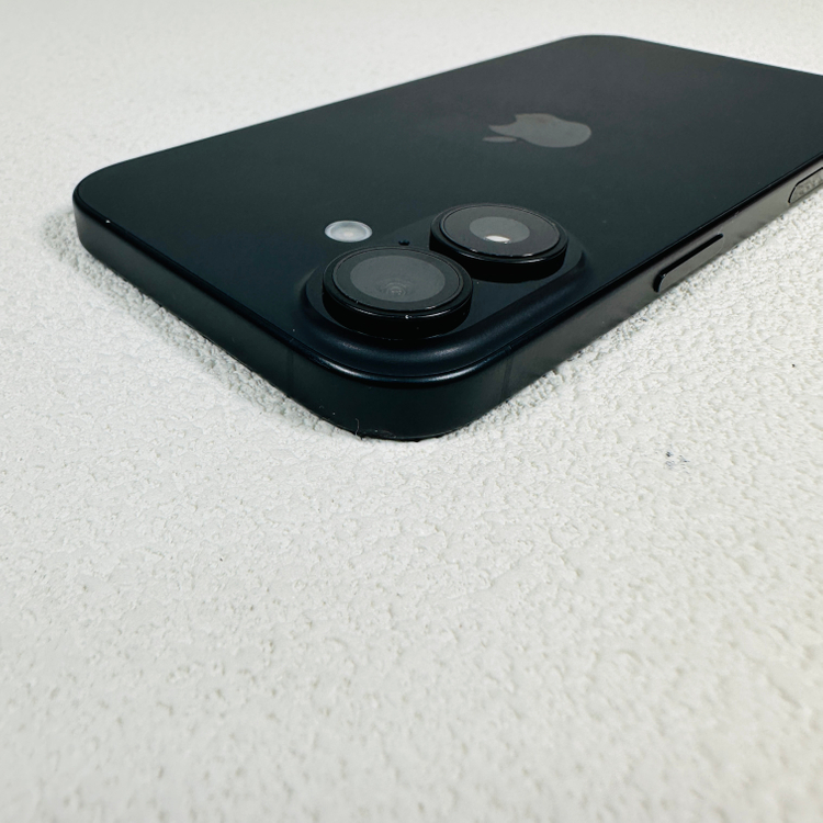 아이폰16 블랙 256기가 배터리95% 이미지