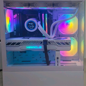 하이엔드 게이밍PC 이미지