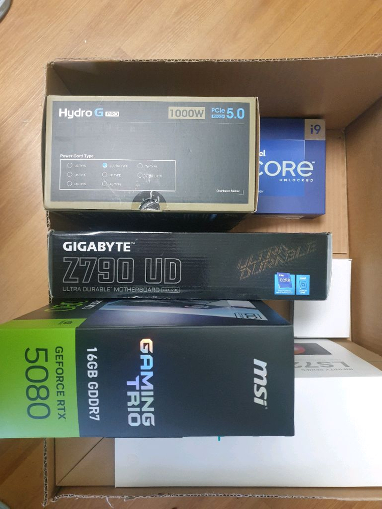 초 고사양 게이밍 pc 본체 i9-13900K Rtx5080 64g 1.5TB 이미지