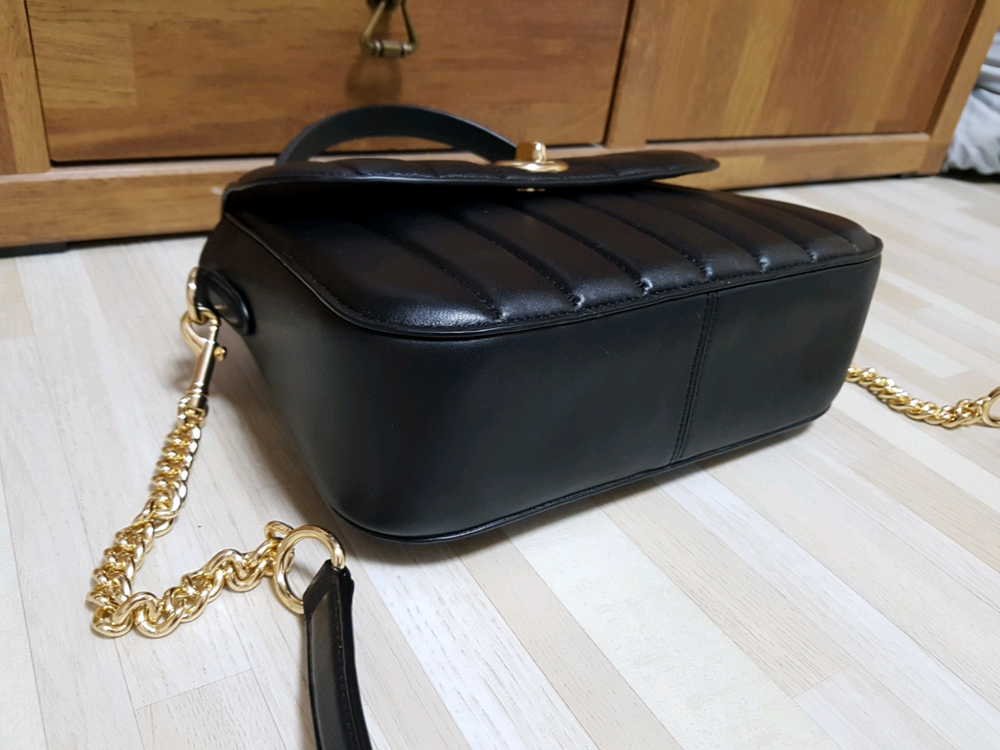 (새상품)코치 말리 사첼 크로스백 이미지