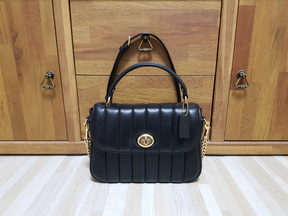 (새상품)코치 말리 사첼 크로스백 이미지