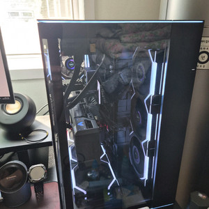 7800X3D RTX5070 본체 팝니다 이미지