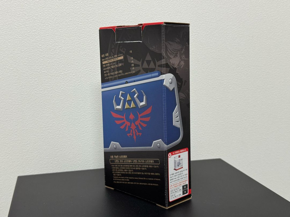 닌텐도 2DS XL 하일리아의 방패 에디션(미사용 새제품) 이미지