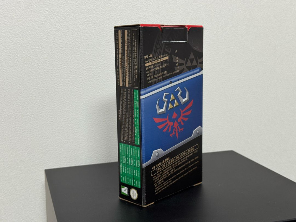 닌텐도 2DS XL 하일리아의 방패 에디션(미사용 새제품) 이미지