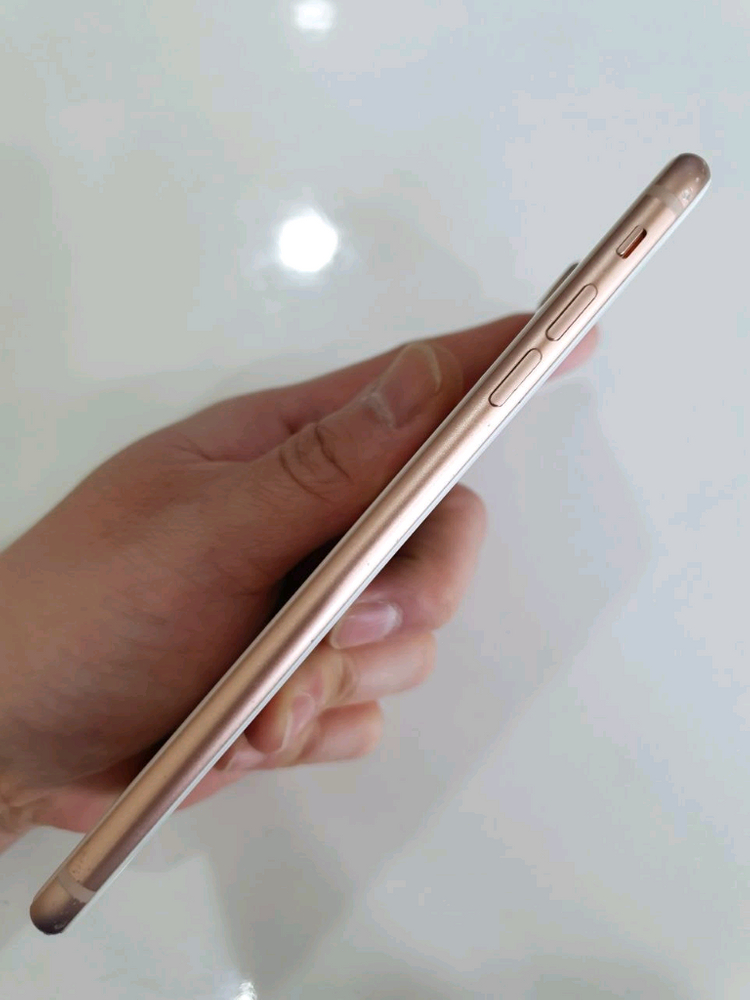 아이폰8플러스64G 무잔상 중고폰 공기계 이미지