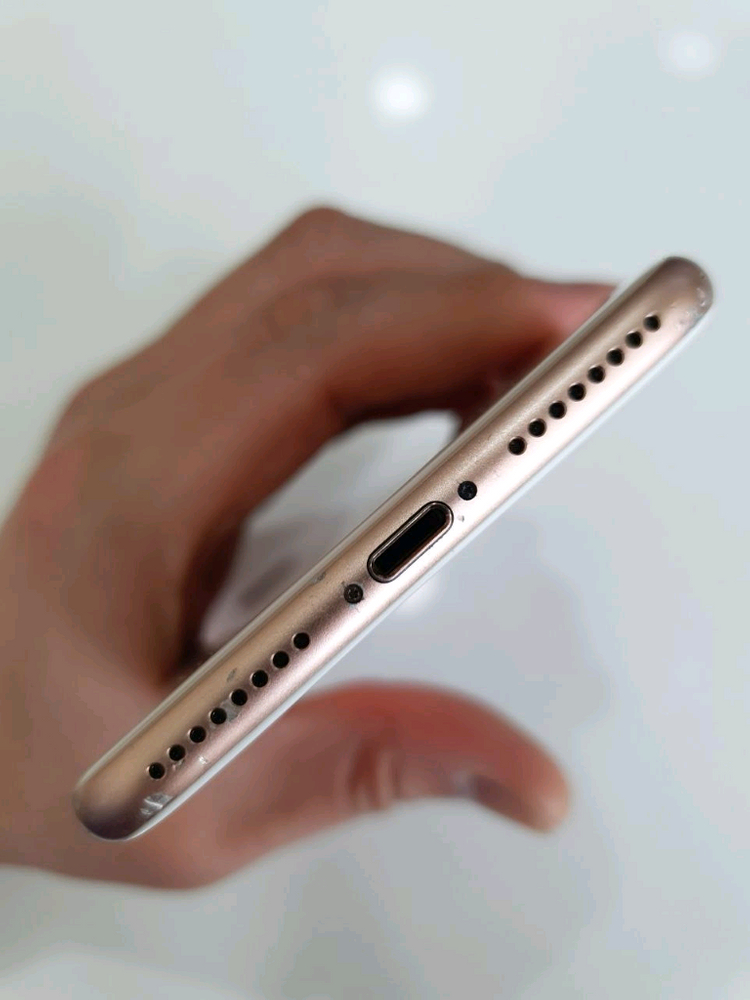 아이폰8플러스64G 무잔상 중고폰 공기계 이미지