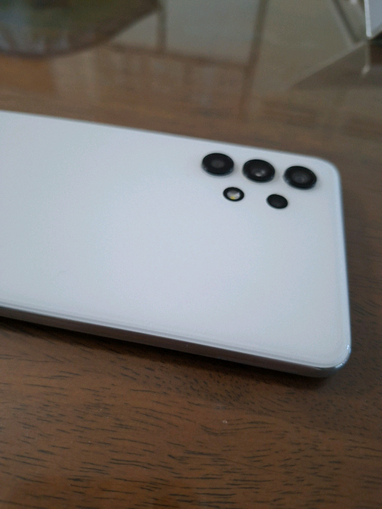 삼성 갤럭시a32 64기가 스마트폰 화이트 이미지