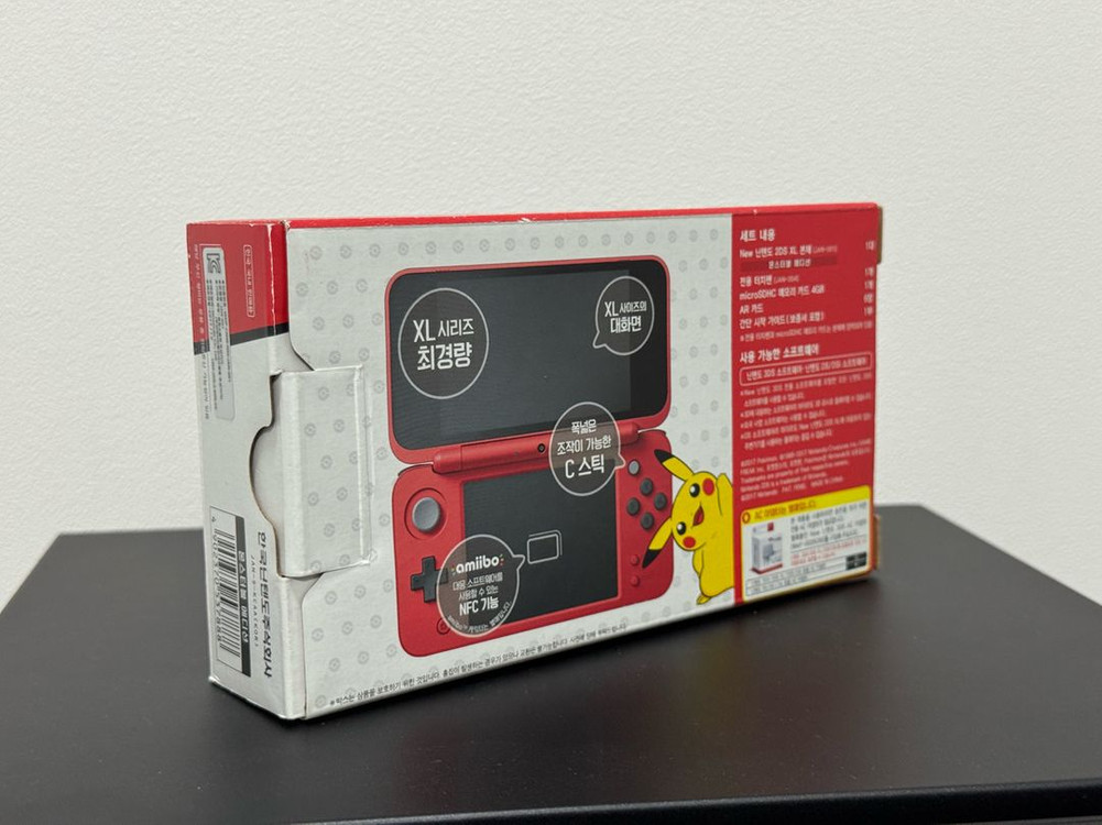 new 닌텐도 2DS XL 몬스터볼 에디션 (미사용 새제품)입니다. 이미지