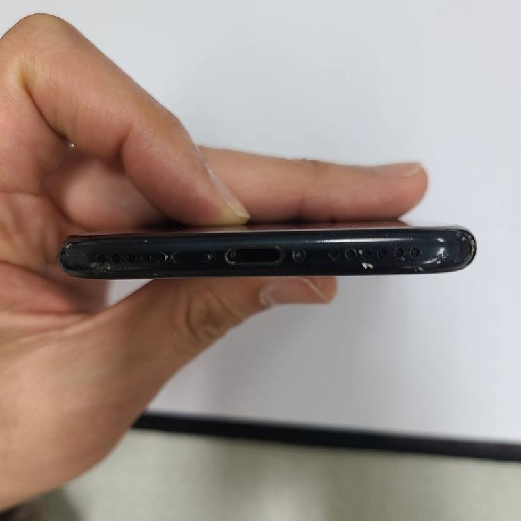 아이폰7 매트블랙 128G 인스타 빈티지폰 배터리100% 210191 이미지