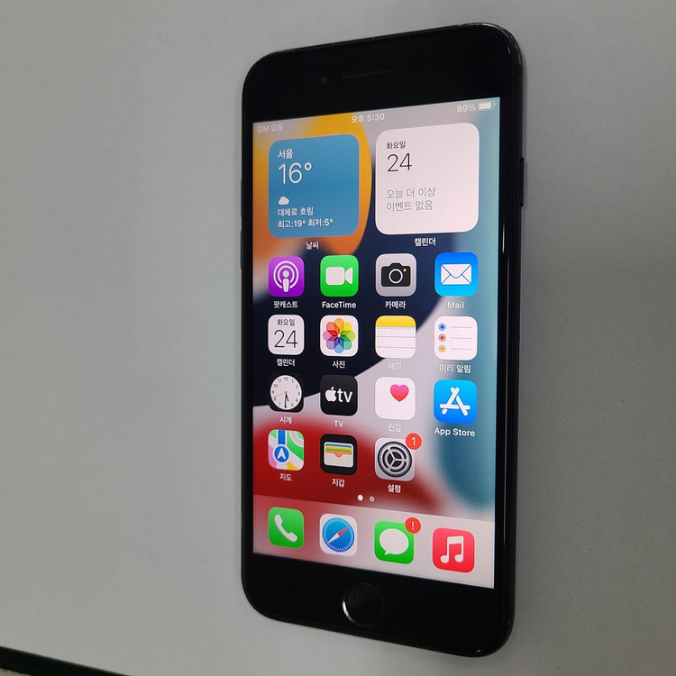아이폰7 매트블랙 128G 인스타 빈티지폰 배터리100% 210191 이미지