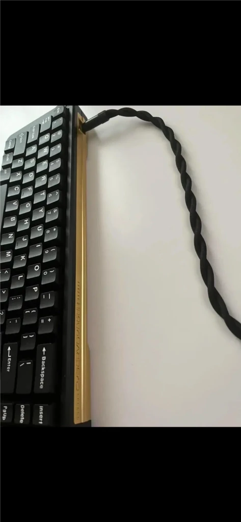 space65 r2 블랙 소장용 팝니다. / 커스텀 키보드 이미지