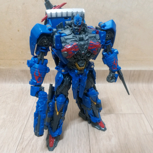 트랜스포머 스튜디오 시리즈 네메시스 프라임 이미지