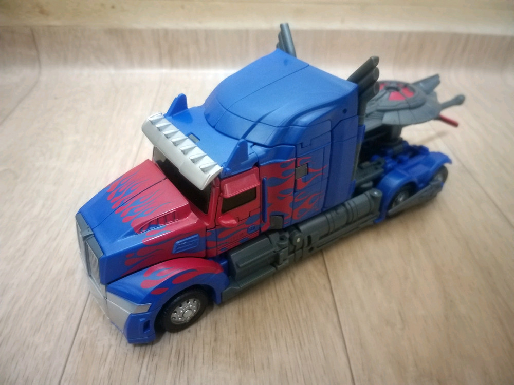 트랜스포머 스튜디오 시리즈 네메시스 프라임 이미지