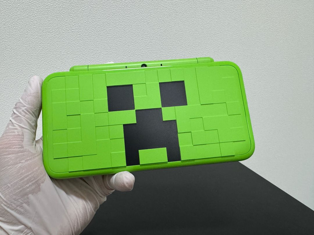 new 닌텐도 2DS LL 마인크래프트 크리퍼 에디션 일본판 (미사용 새제품) 이미지