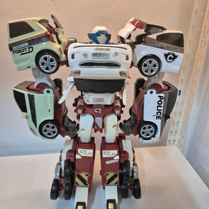 또봇 쿼트란 이미지