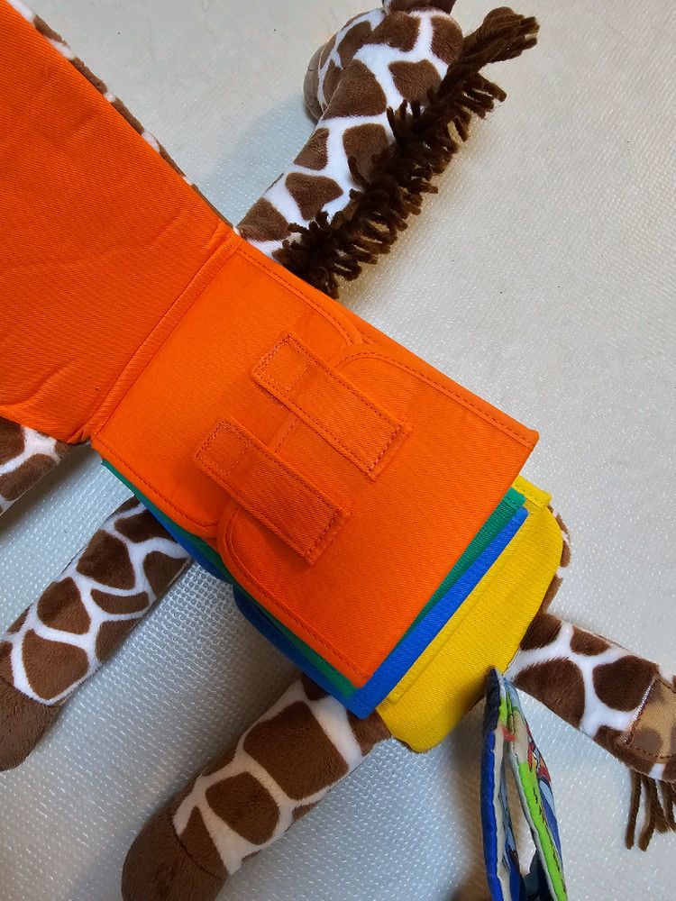 베이비몬테소리 기린인형 조작북 이미지