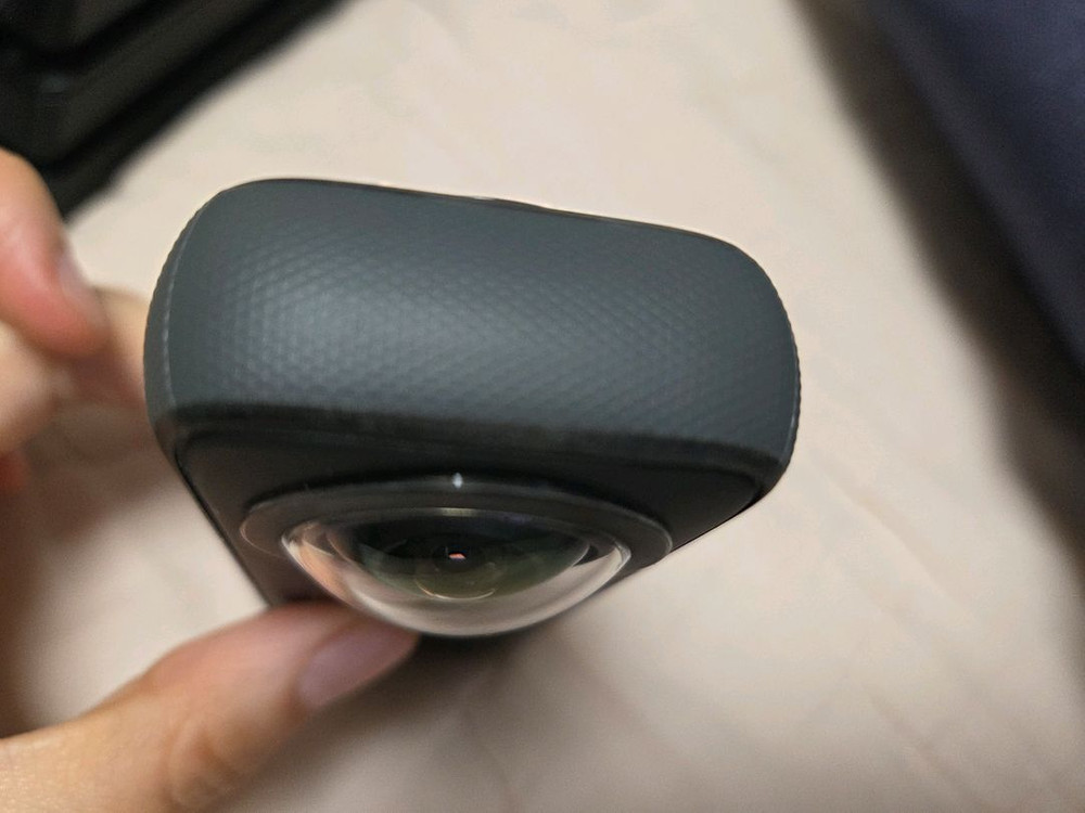 인스타360 ONE X2 풀박스 구성품 이미지