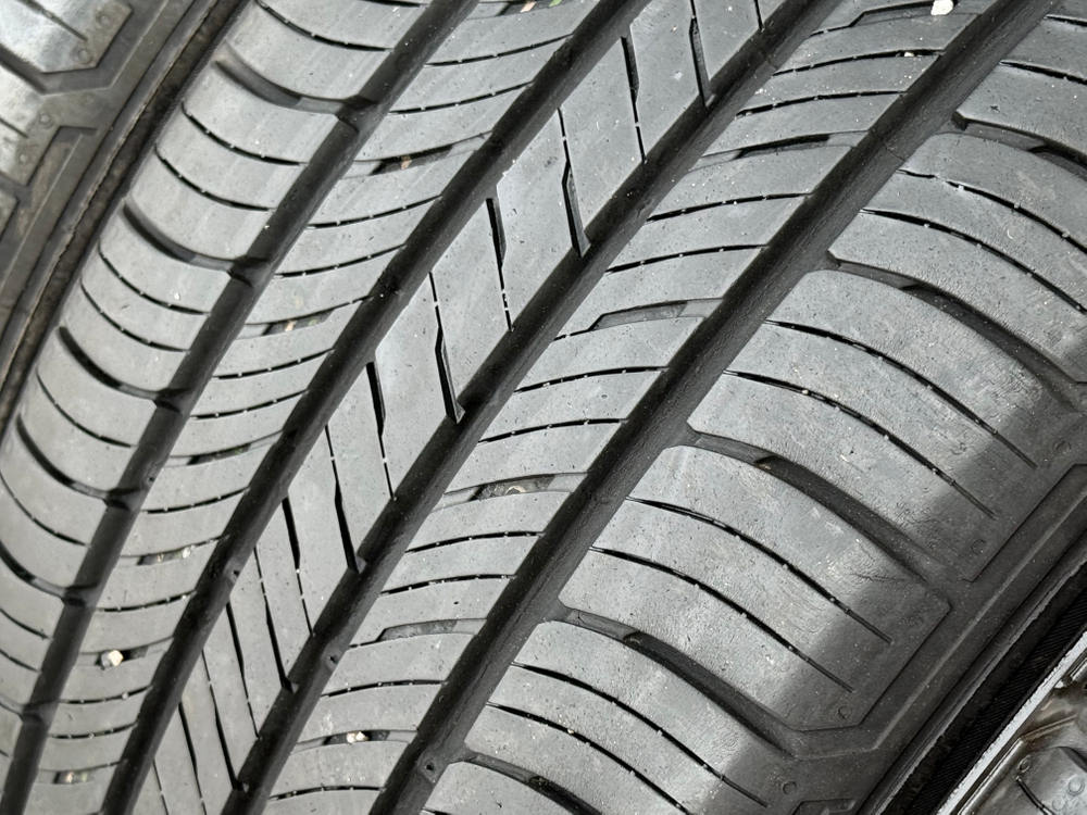 2255518 금호타이어 크루젠 HP71 중고타이어 225 55 18 금호 이미지