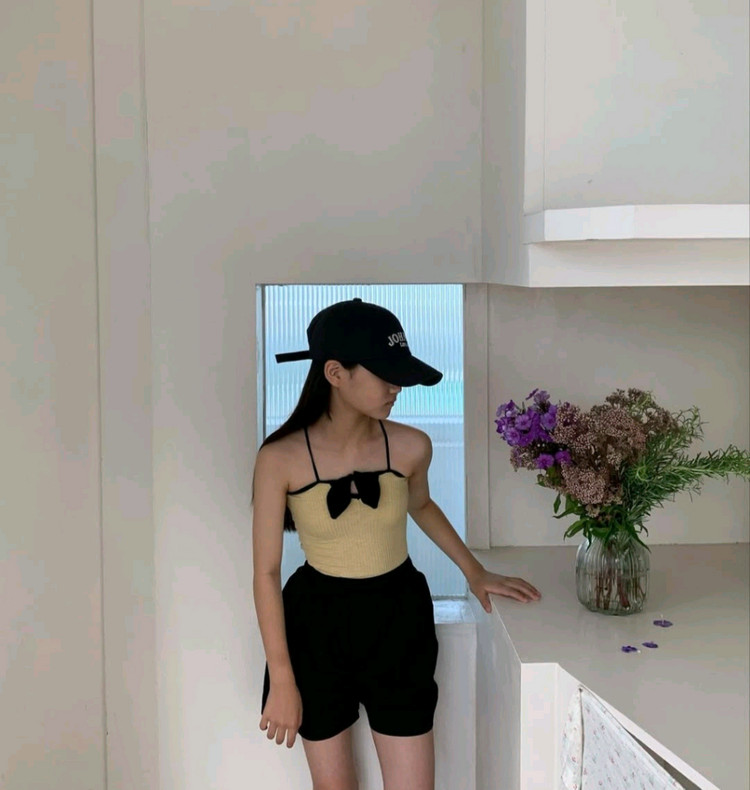 (새상품) 리봉 끈나시, 특가세일 이미지