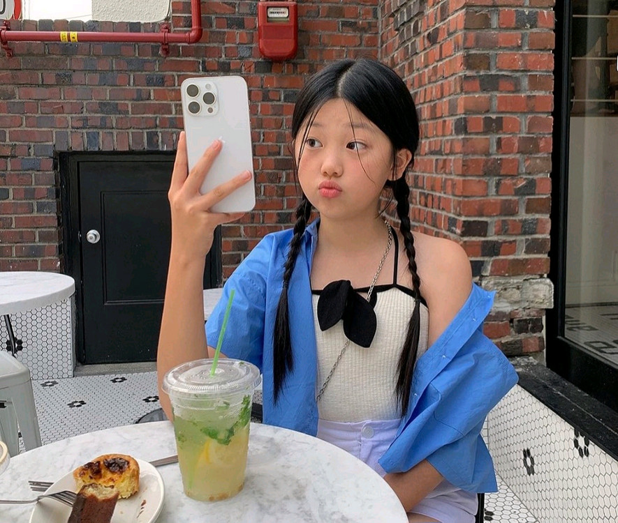 (새상품) 리봉 끈나시, 특가세일 이미지