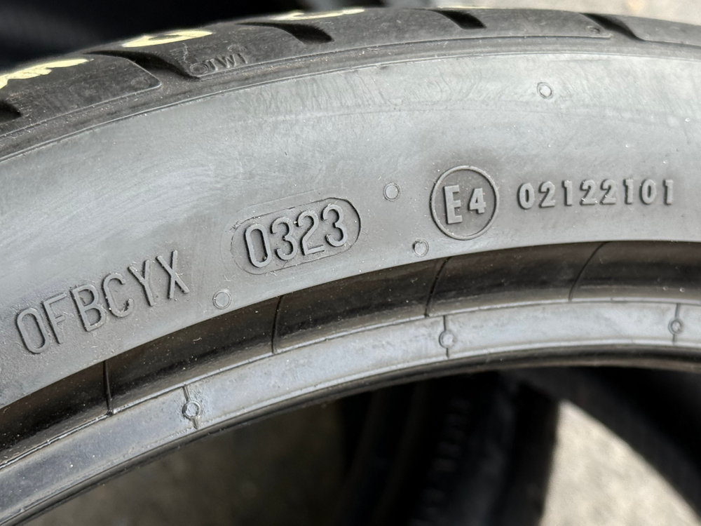 2753020 콘티넨탈타이어 DWS06플러스 중고타이어 275 30 20 콘티넨탈 이미지