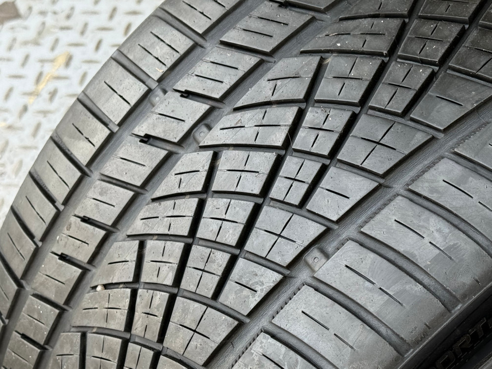 2753020 콘티넨탈타이어 DWS06플러스 중고타이어 275 30 20 콘티넨탈 이미지